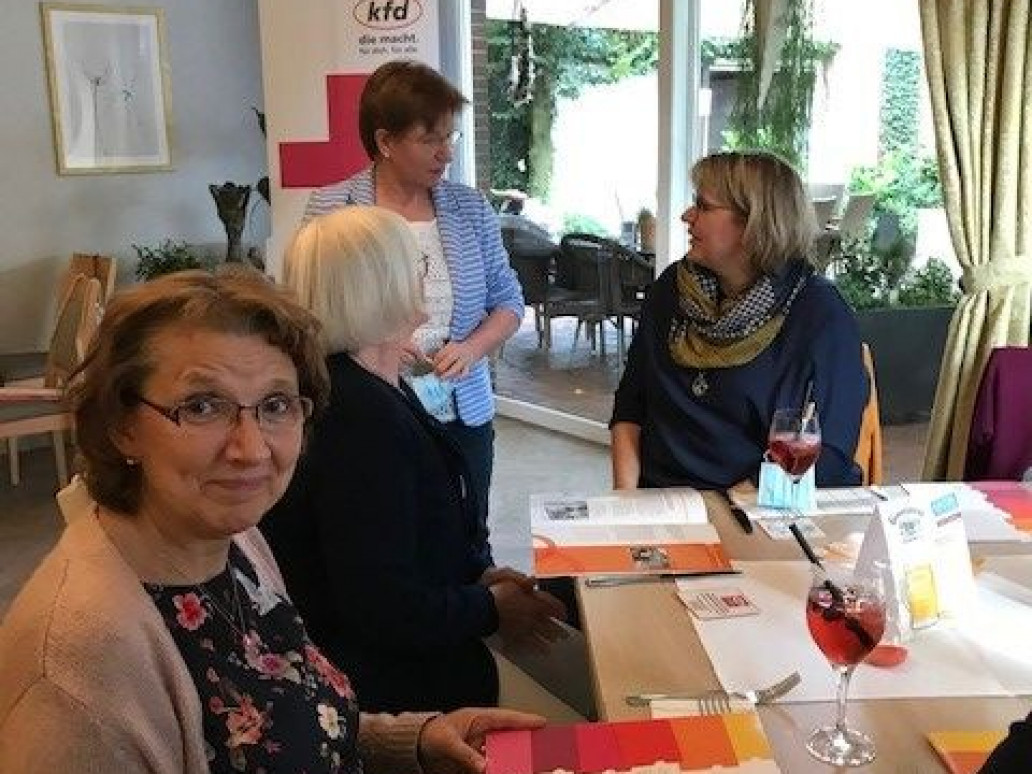 kfd fragt nach